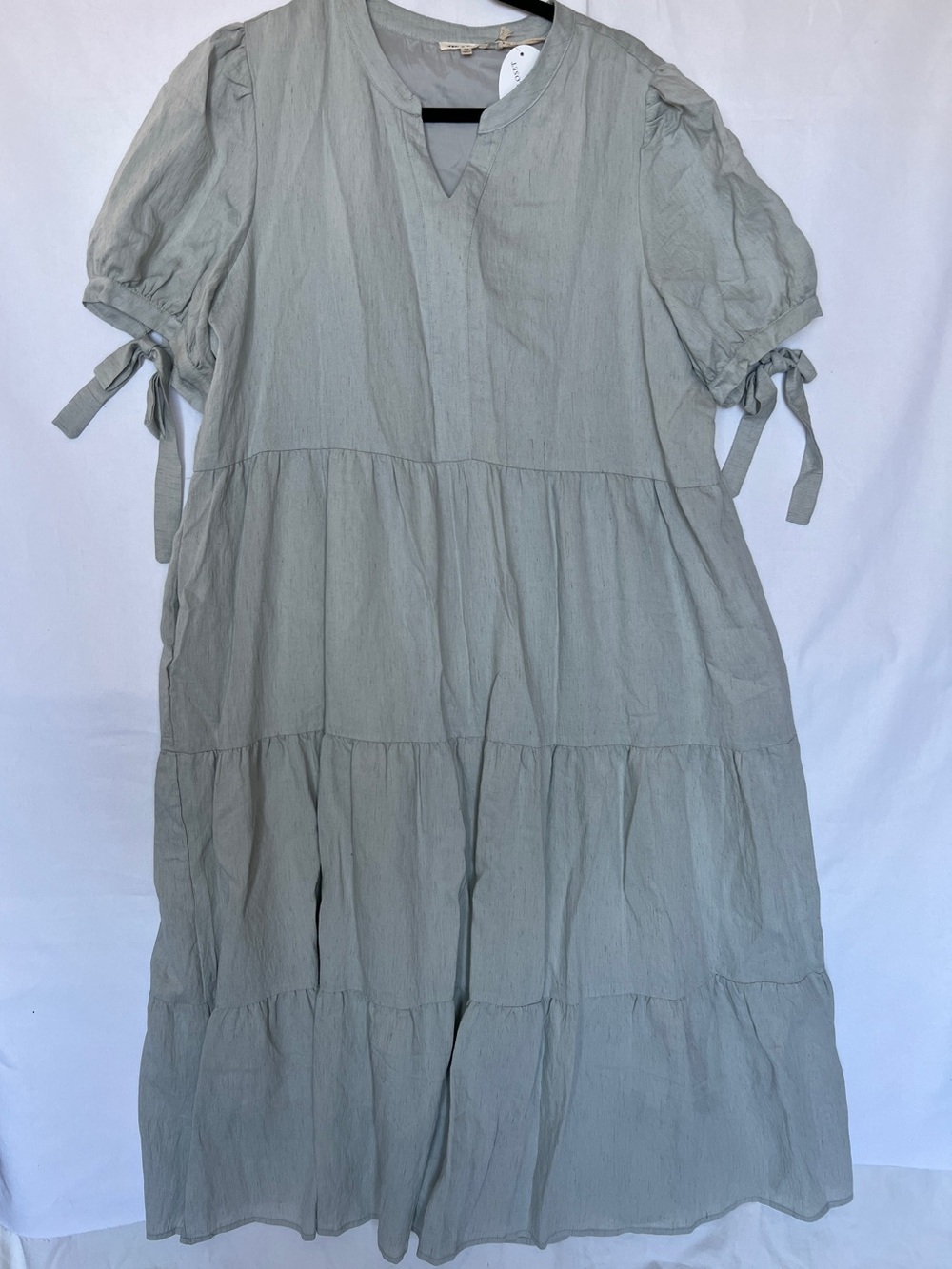 tea n rose Sage Green Tiered Midi Dress with Puff Sleeves